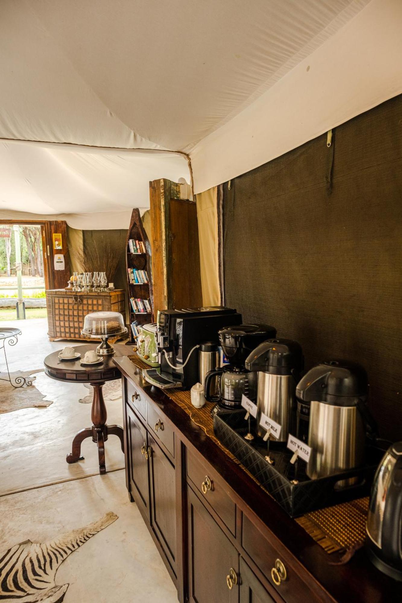 Taranga Safari Lodge Rundu Bagian luar foto