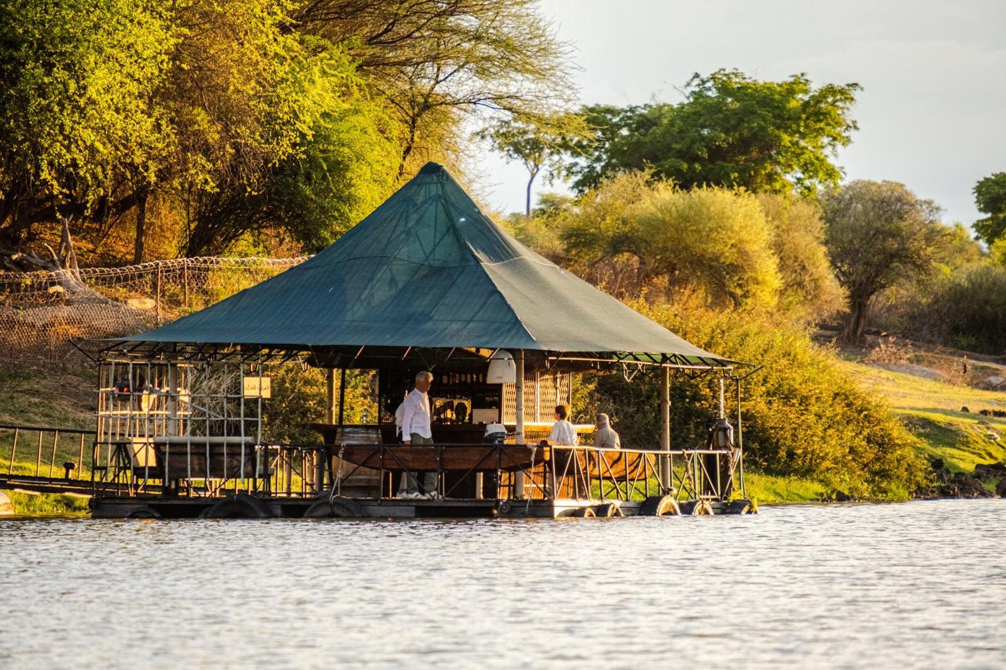 Taranga Safari Lodge Rundu Bagian luar foto
