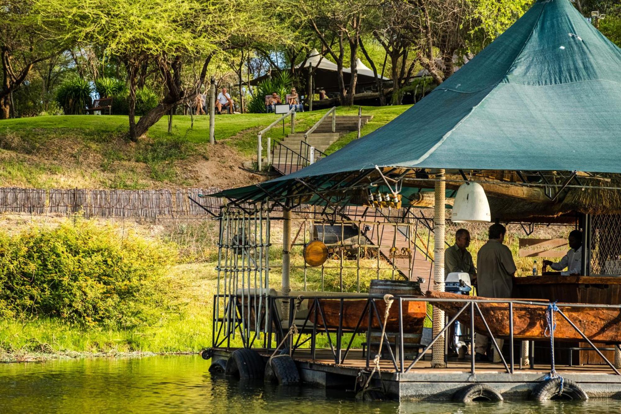 Taranga Safari Lodge Rundu Bagian luar foto