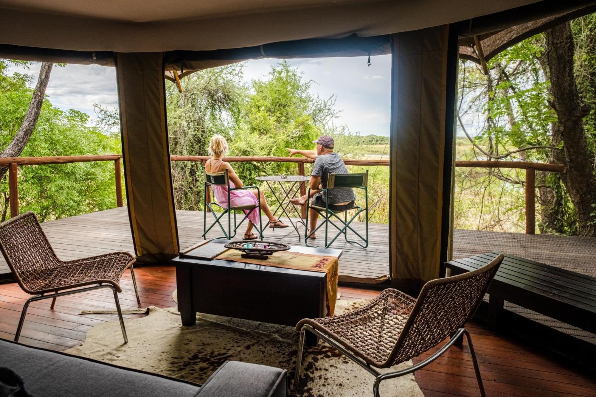 Taranga Safari Lodge Rundu Bagian luar foto