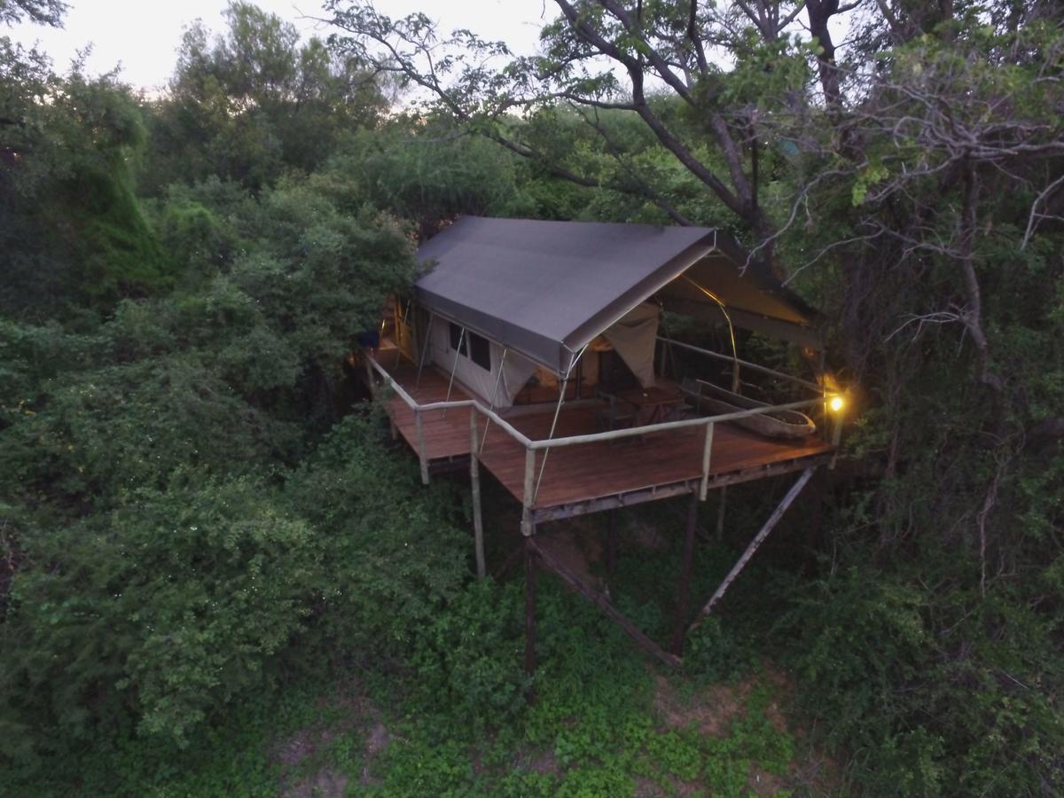 Taranga Safari Lodge Rundu Bagian luar foto